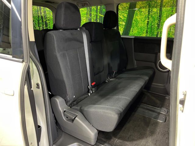 MITSUBISHI DELICA D:5 4WD 2014