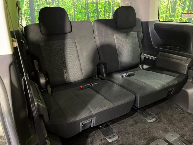 MITSUBISHI DELICA D:5 4WD 2014