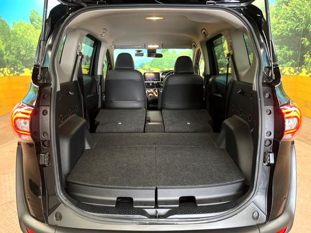 TOYOTA SIENTA HYBRID 2021