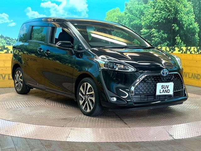 TOYOTA SIENTA HYBRID 2021