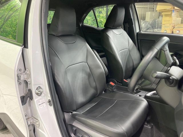 TOYOTA YARIS CROSS HYBRID 2023