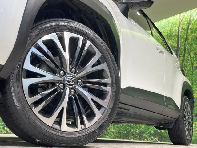 TOYOTA YARIS CROSS HYBRID 2023