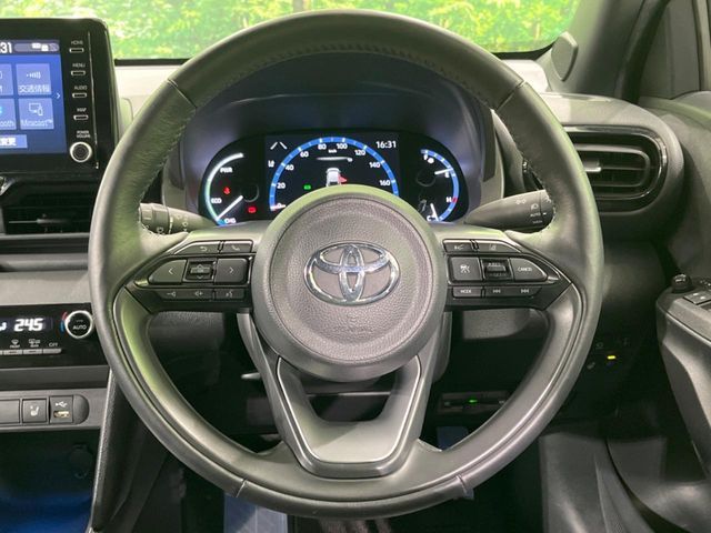 TOYOTA YARIS CROSS HYBRID 2023