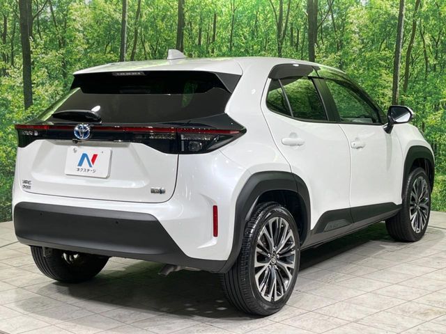 TOYOTA YARIS CROSS HYBRID 2023