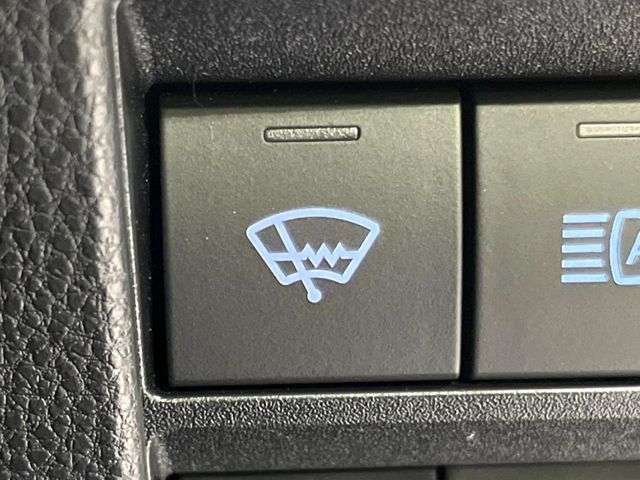 TOYOTA VOXY HYBRID 4WD 2023