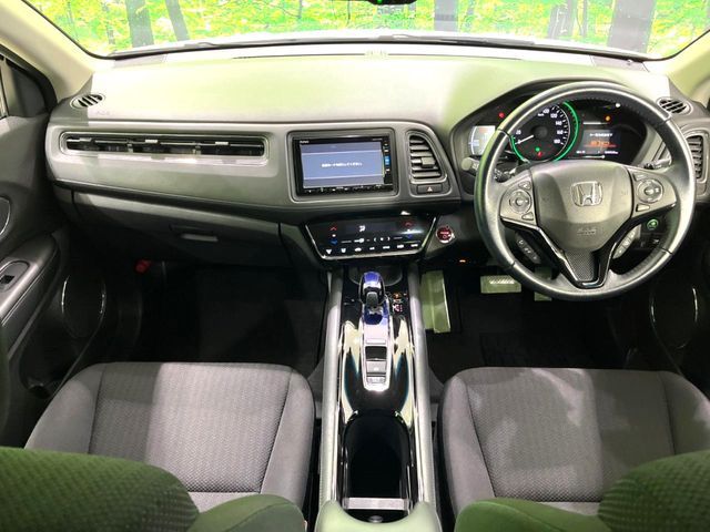 HONDA VEZEL HYBRID 2016