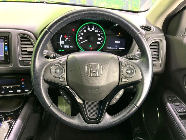 HONDA VEZEL HYBRID 2016