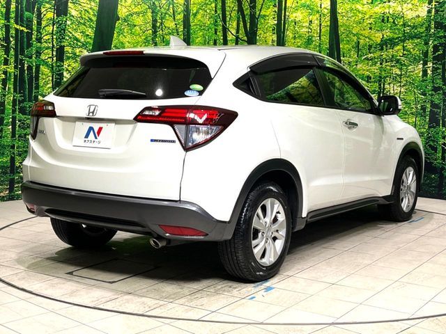 HONDA VEZEL HYBRID 2016