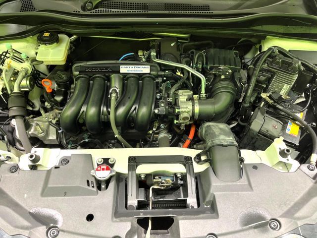 HONDA VEZEL HYBRID 2016