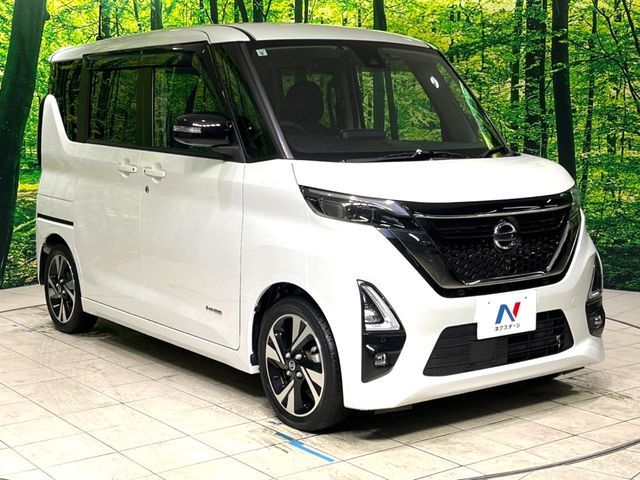 NISSAN ROOX 2021