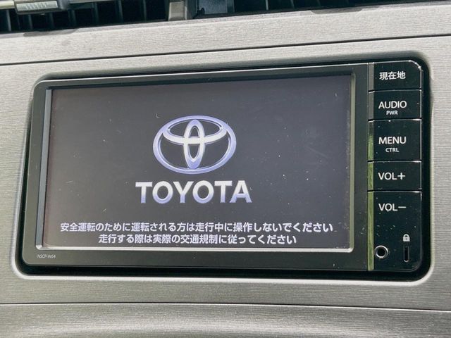 TOYOTA PRIUS 2014