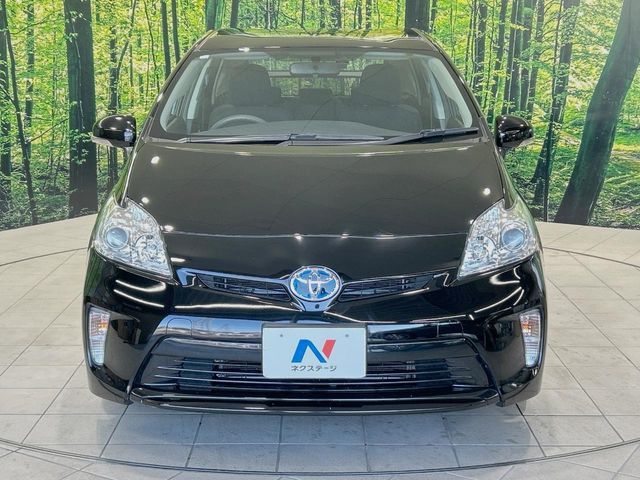 TOYOTA PRIUS 2014
