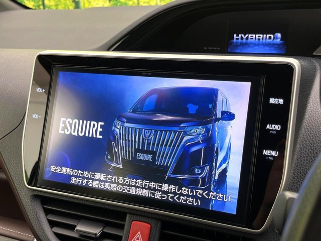TOYOTA ESQUIRE HYBRID 2017