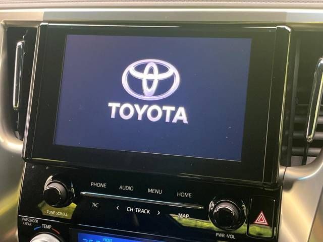TOYOTA ALPHARD 2022