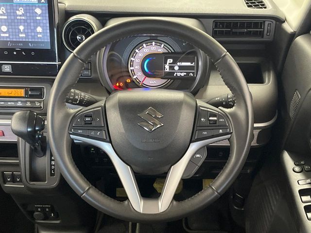 SUZUKI Spacia GEAR 2022