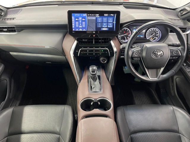 TOYOTA HARRIER 2WD 2022