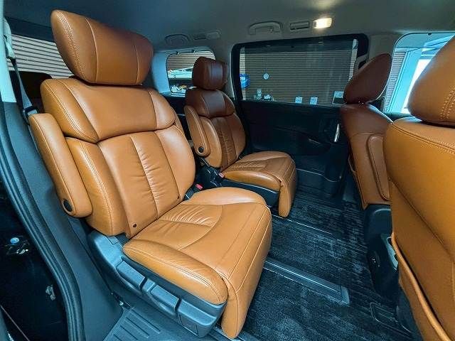 NISSAN ELGRAND 2020