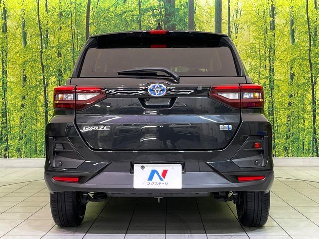 TOYOTA RAIZE HYBRID 2023