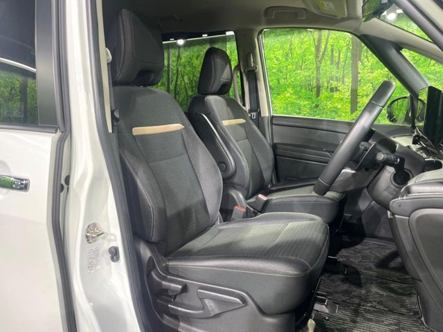 NISSAN SERENA  WG 2023