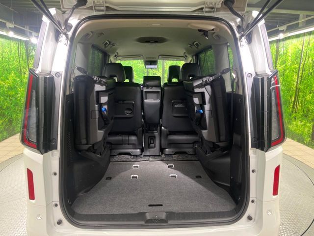 NISSAN SERENA  WG 2023