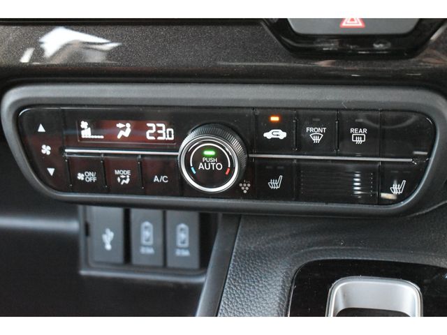 HONDA N BOX CUSTOM 2019