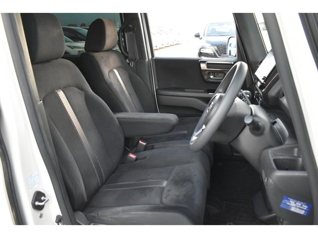 HONDA N BOX CUSTOM 2019