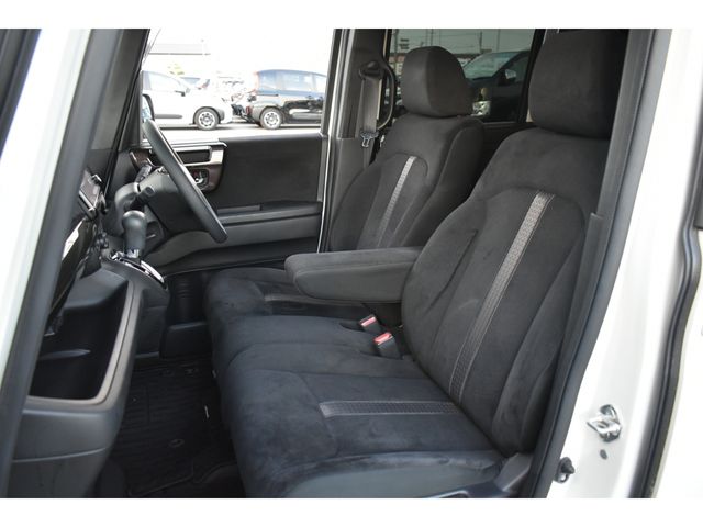 HONDA N BOX CUSTOM 2019