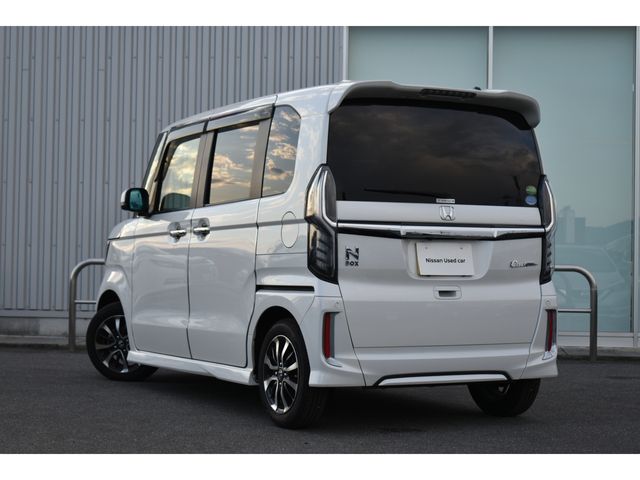 HONDA N BOX CUSTOM 2019