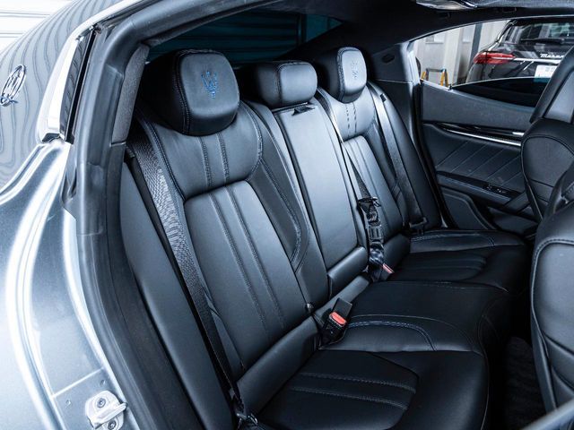 MASERATI MASERATI GHIBLI Sedan 2022