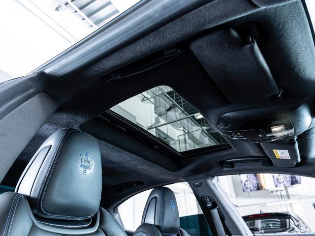 MASERATI MASERATI GHIBLI Sedan 2022