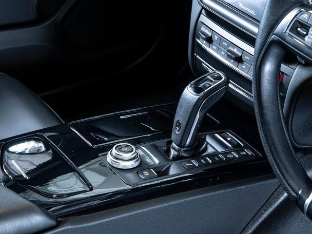 MASERATI MASERATI GHIBLI Sedan 2022