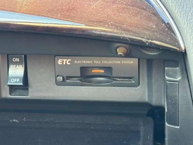 NISSAN FUGA HYBRID 2011