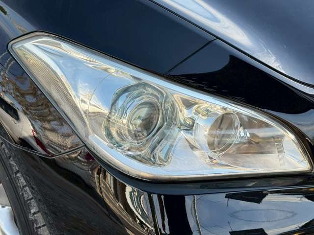 NISSAN FUGA HYBRID 2011