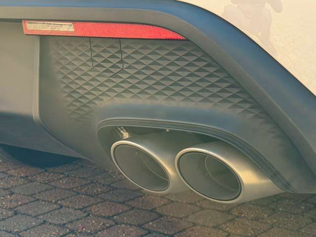 PORSCHE PORSCHE Macan 2022