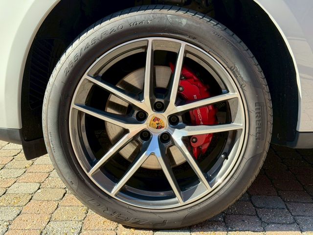 PORSCHE PORSCHE Macan 2022