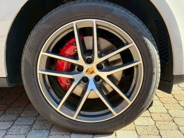 PORSCHE PORSCHE Macan 2022