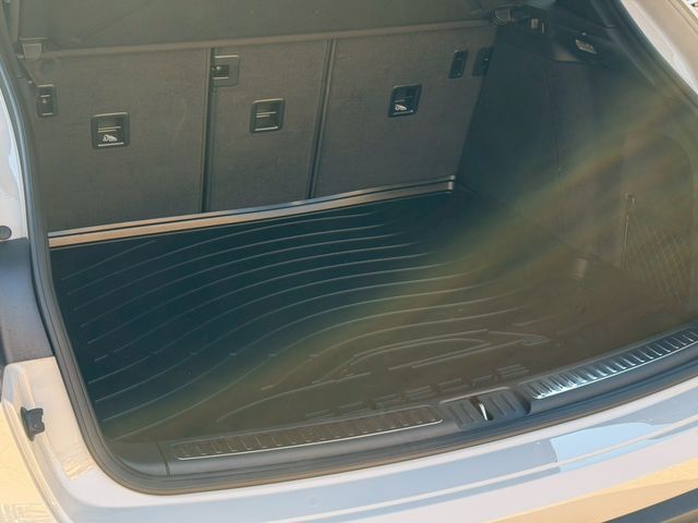 PORSCHE PORSCHE Macan 2022