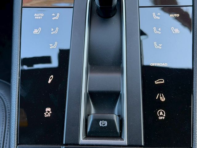 PORSCHE PORSCHE Macan 2022