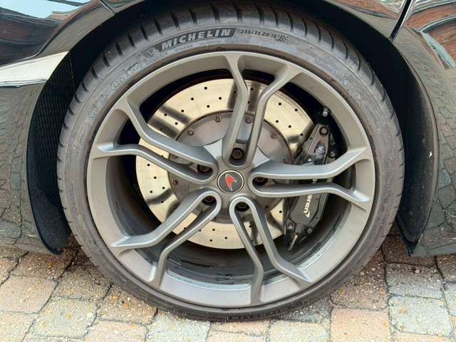 ENGLAND Others ?????? MP4-12C 2012