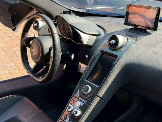 ENGLAND Others ?????? MP4-12C 2012