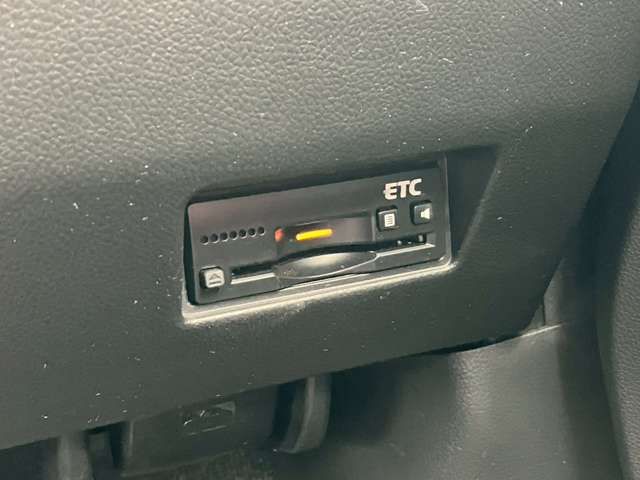 SUZUKI SWIFT 4WD 2017