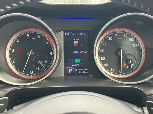 SUZUKI SWIFT 4WD 2017