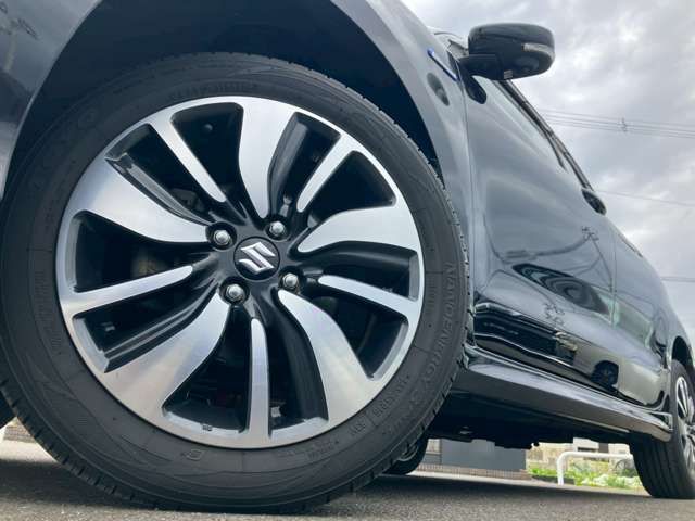 SUZUKI SWIFT 4WD 2017