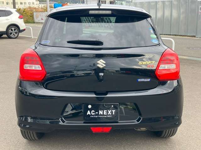 SUZUKI SWIFT 4WD 2017