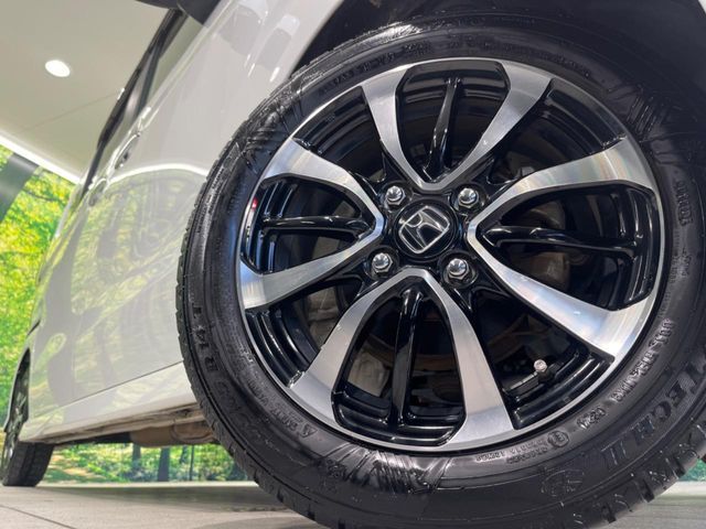 HONDA N BOX CUSTOM 2018