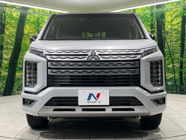 MITSUBISHI DELICA D:5 4WD 2023