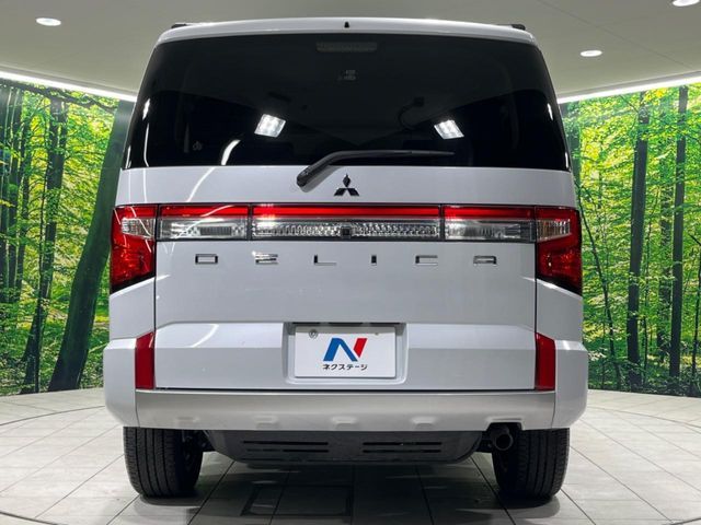 MITSUBISHI DELICA D:5 4WD 2023