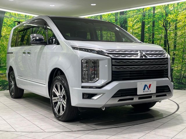 MITSUBISHI DELICA D:5 4WD 2023