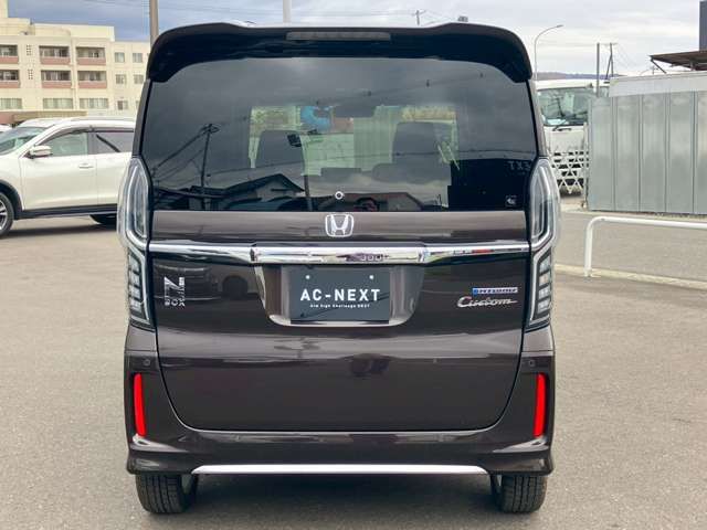 HONDA N BOX CUSTOM 2020