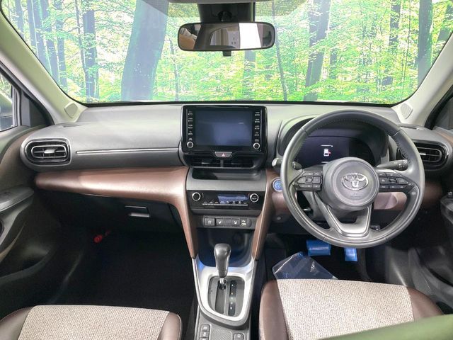 TOYOTA YARIS CROSS HYBRID 2021